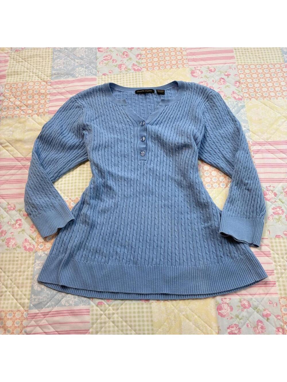 Jeanne Pierre blue knit 3/4 sleeve henley sweater medium